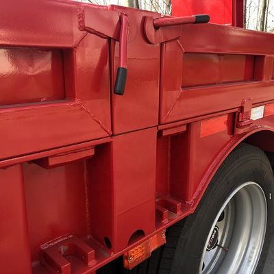 ABS-Anti-Block-Bremssystem Ausgestattet mit CIMC HUAJUN 3-Achsen-Low-Bed-Semi-Trailer mit Hydraulikrampe HJGMCK20069
