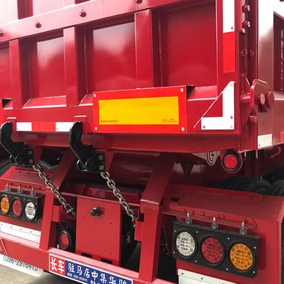 Lkw-Anhänger 50 Tonnen Hydraulischer Hinterkipp-Dump-Halbanhänger für den Transport von Kohlenstoffstaub
