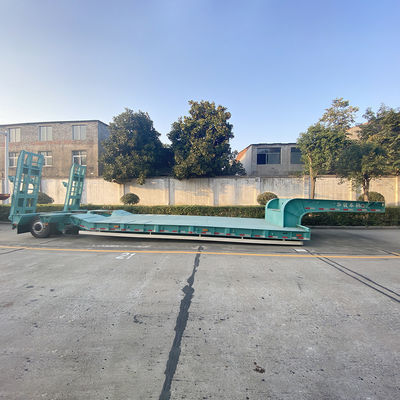 Direkt-Low-Bed Semi-Trailer mit 13/16 Tonnen HUAJUN Achse und 3,5 &quot;König Pin